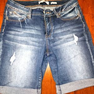 Mid rise booty support shorts